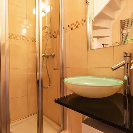 Suquet Du Midi Mar323 4p Appartement Cannes